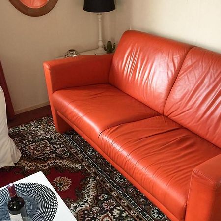 2 Bedroom Awesome Home In Tzummarum Buitenkant foto