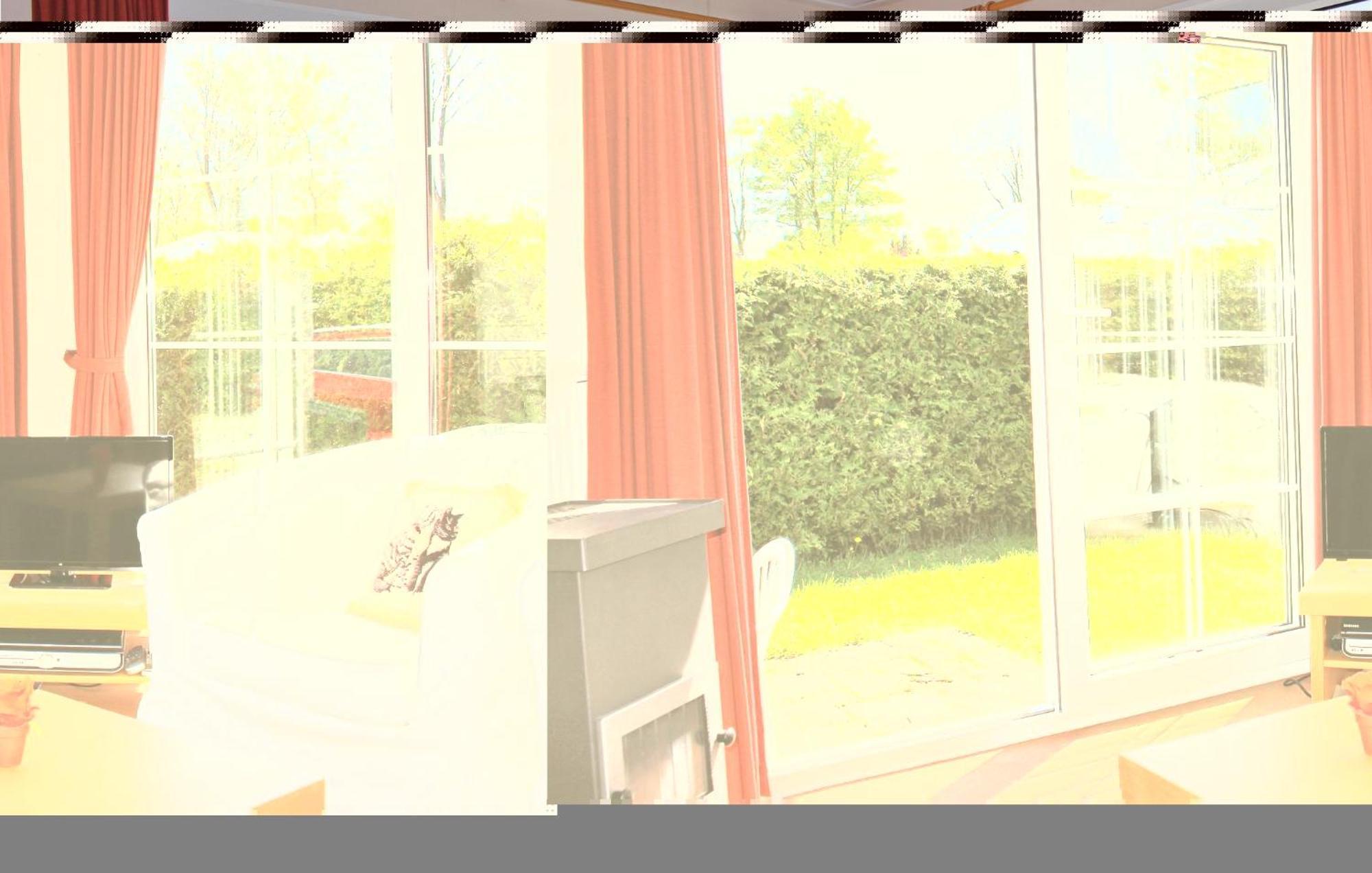2 Bedroom Awesome Home In Tzummarum Buitenkant foto